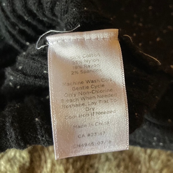 Talbots Turtleneck Sweater - Picture 9 of 9